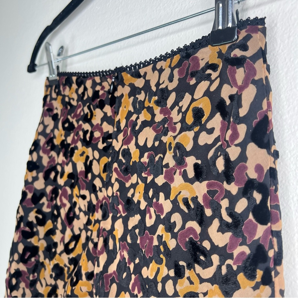 Princess Polly Black & Tan Leopard Animal Print Velvet Burnout Mini Skirt Sz 4 - Picture 11 of 12